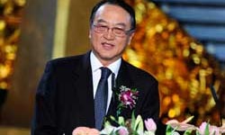 实木书柜如何设计?承重、层板与收纳空间要点 实木书柜如何设计?承重、层板与收纳空间要点